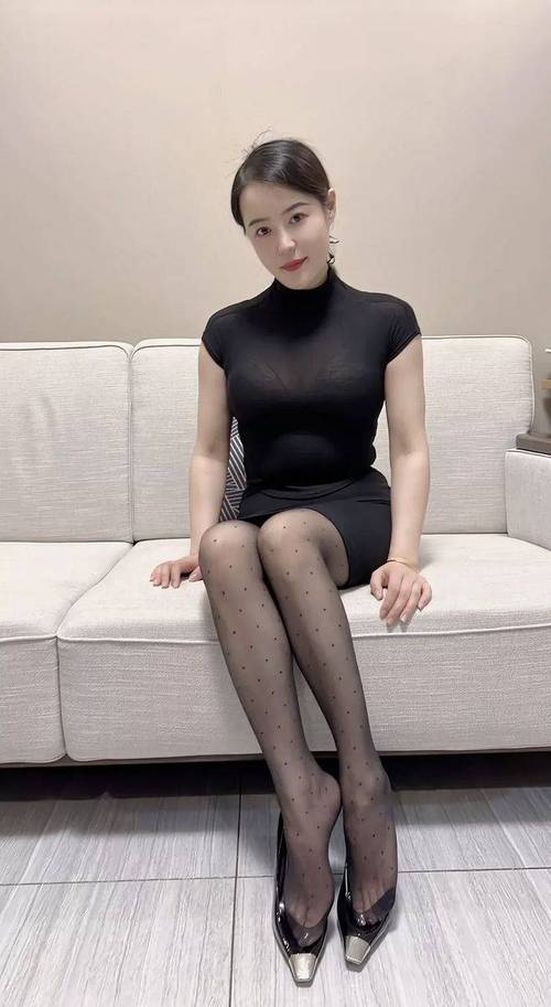 少妇人妻13p的相关介绍