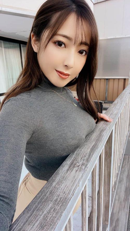色愁久久av的相关介绍