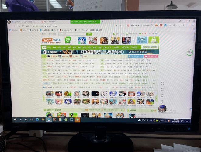 18禁在线无遮挡的相关介绍