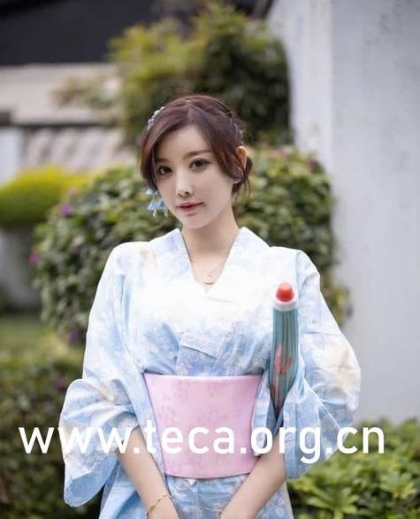 在线成人 欧美的相关介绍