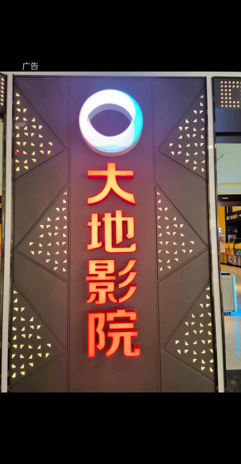 操女人逼逼流白浆视频的相关介绍