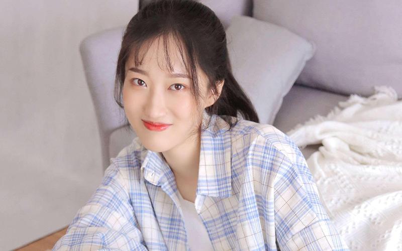 周六影院 | 周末必看经典电影推荐、高分冷门片单与在线免费追剧指南