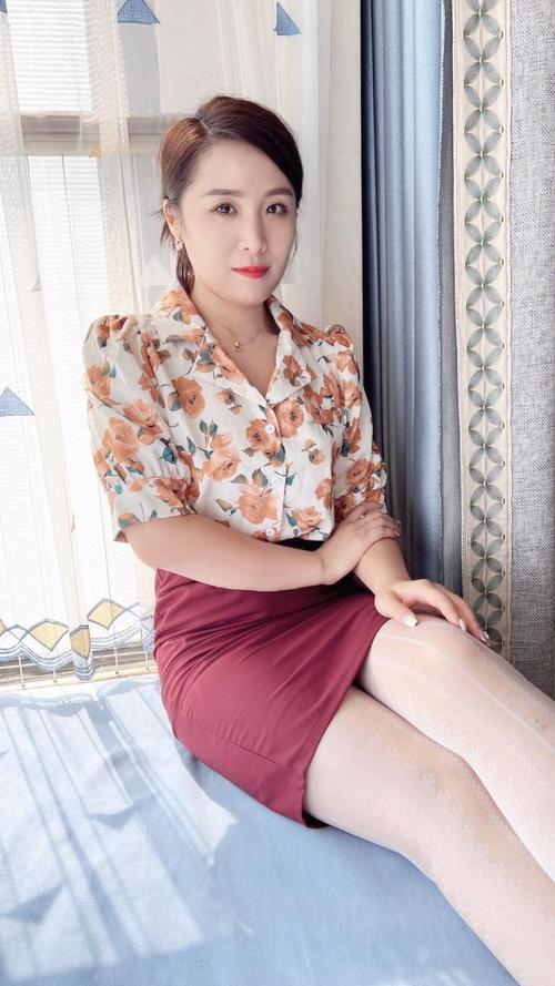 街头搭讪已婚人妻系列的相关介绍