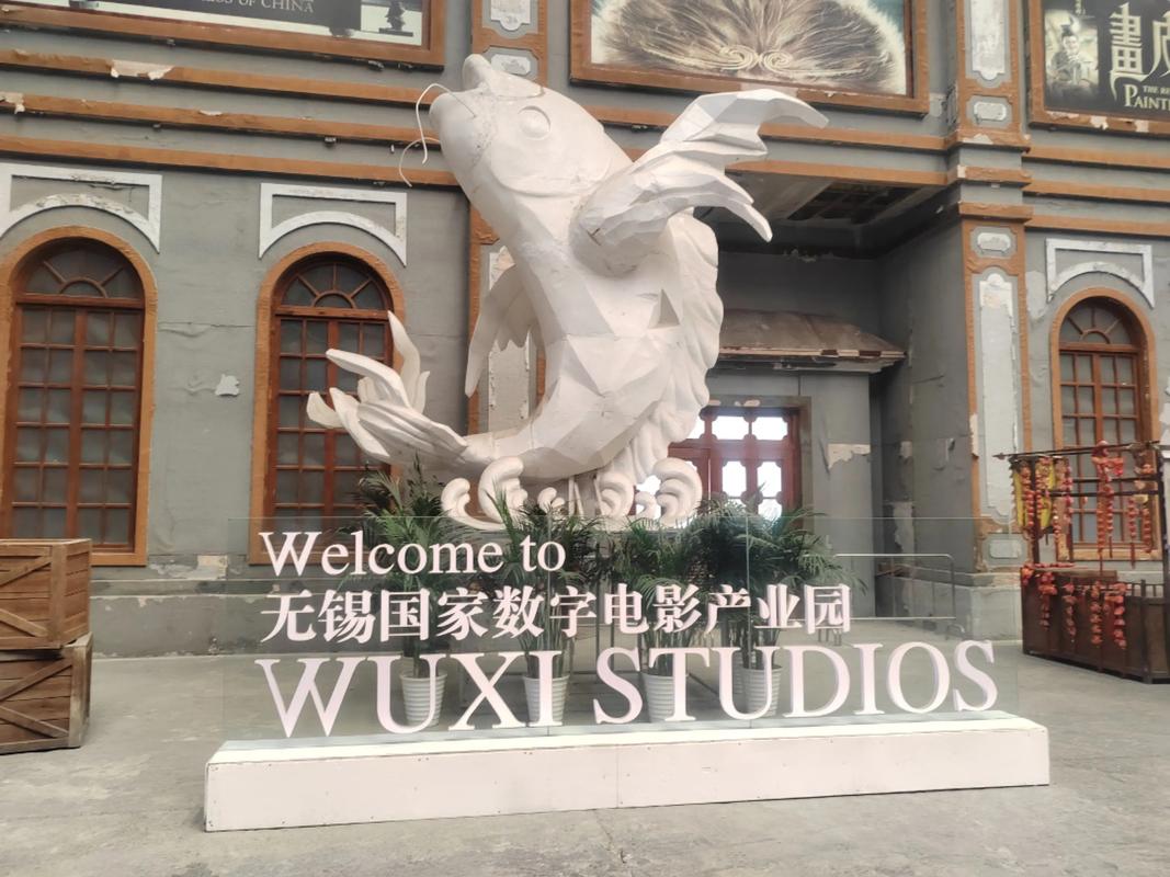 风骚巨乳的相关介绍