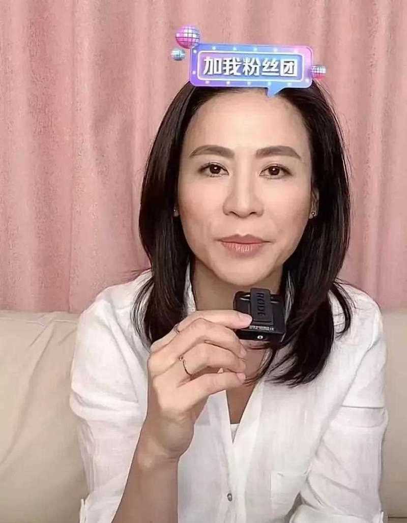 黑丝av爱爱的相关介绍