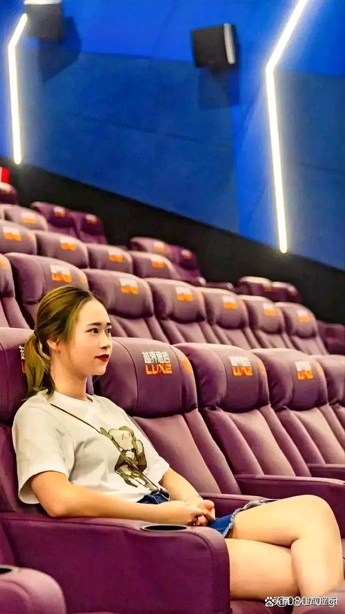 少妇一级淫片免放99久久蜜av的相关介绍